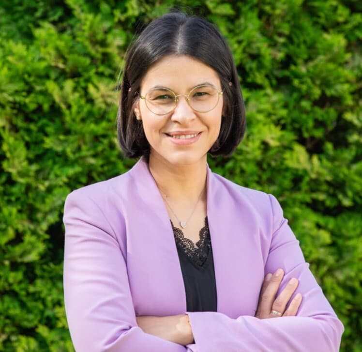 Profesionalna prevodilac Mirjana Milanković